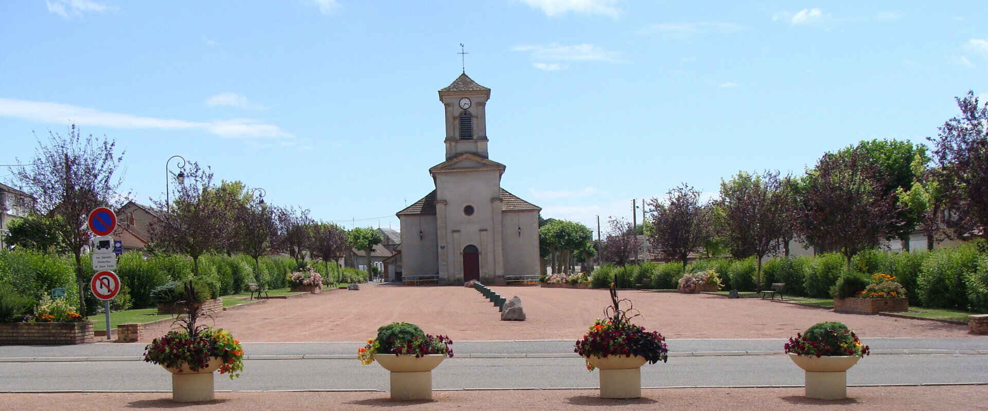 Bienvenue sur le site de la commune de Fours